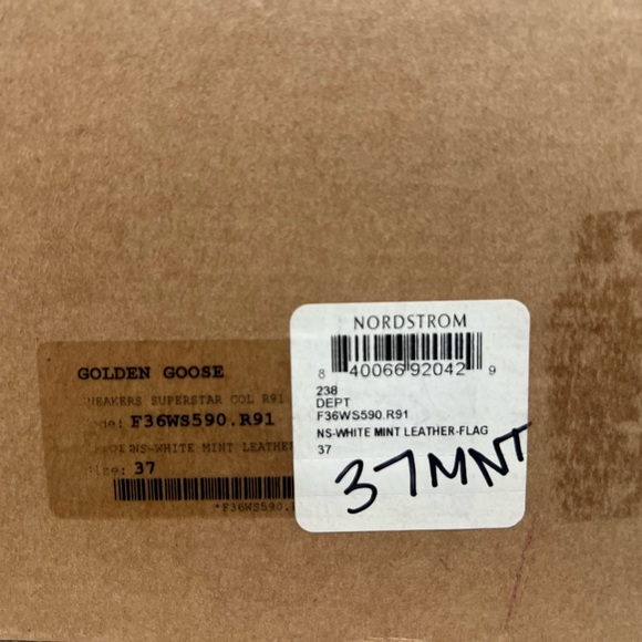 Golden Goose Superstar low top sneaker 37EU - Picture 7 of 7